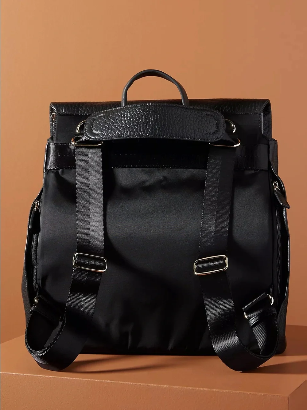 Storksak London Pebbled Leather Convertible Diaper Bag Backpack Maternity Baby